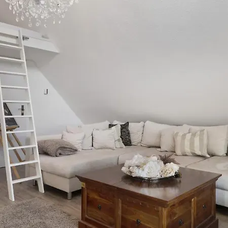 Apartment Maisonette *